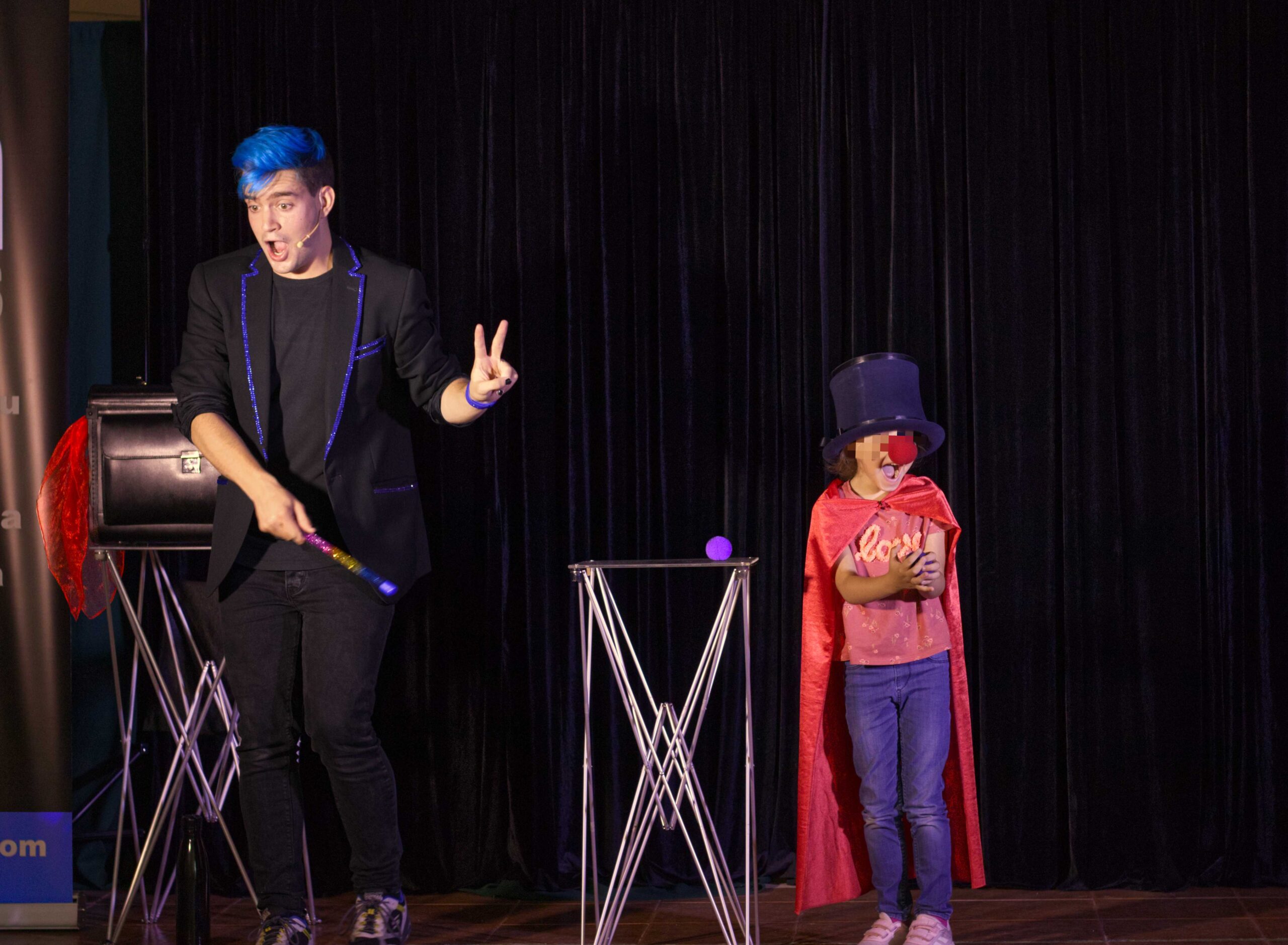Espectáculo de magia del mago Ivan Torres. Actividades educativas originales para tu colegio