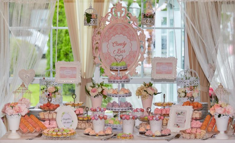 Candy bar de colores rosas